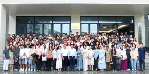 2024级汉语言培训项目结业典礼在海外教育学院圆满举行